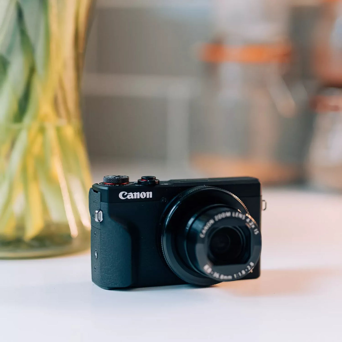 Canon PowerShot G7X Mark III + Battery Kit (Canon 3637C014) – Black