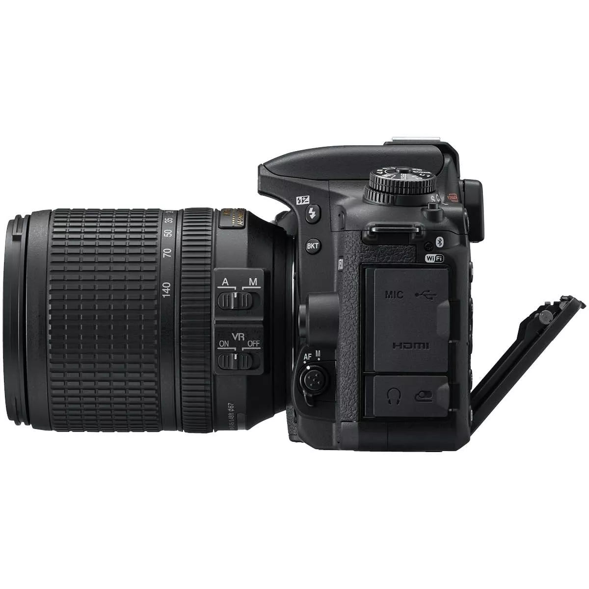 Nikon D7500 + AF-S DX NIKKOR 18-140 mm f/3,5-5,6G ED VR